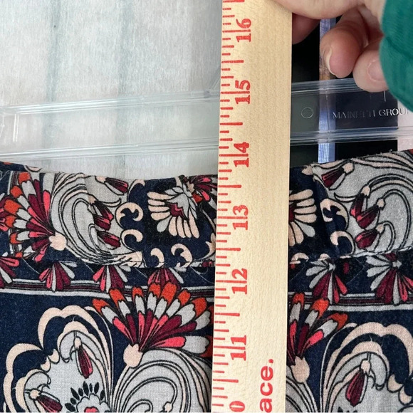 TRUTH BY REPUBLIC Flare Pull On Pant Stretch Pleated Front Size Large - Picture 8 of 11